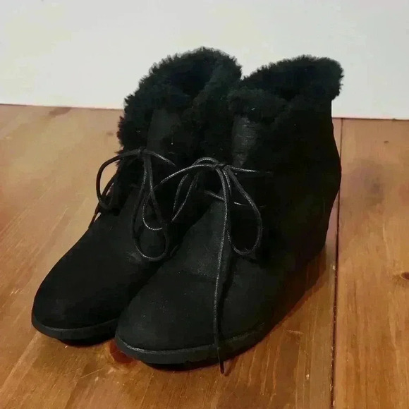Ugg wedge size 9 black - Picture 4 of 7